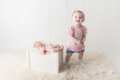 Emma Kate, born with IVF infertility treatment, with her newborn sister, Ellie Claire | Tennessee Reproductive Medicine | Chattanooga